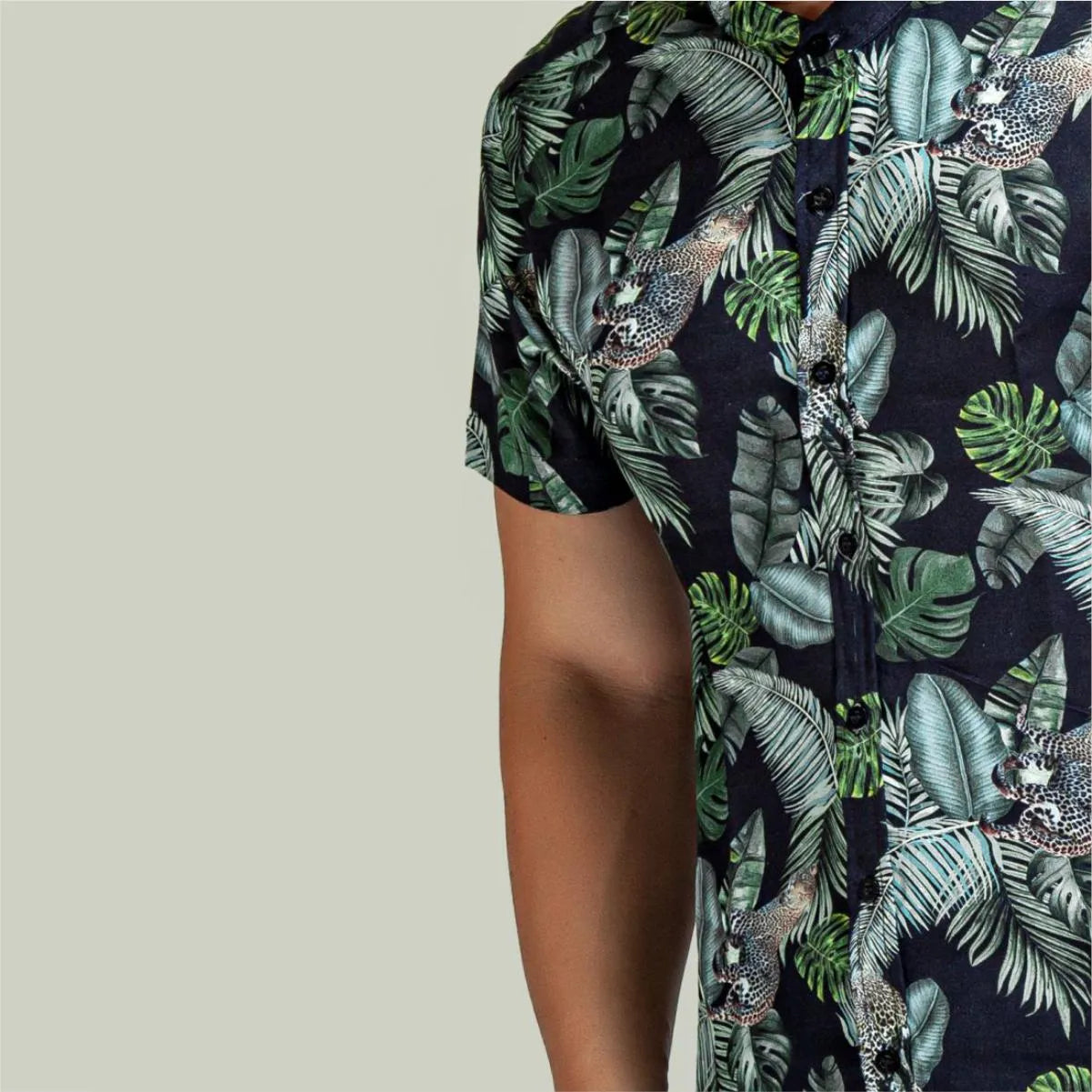 Camisa Manga Corta Negro Tigre Cuello Mao