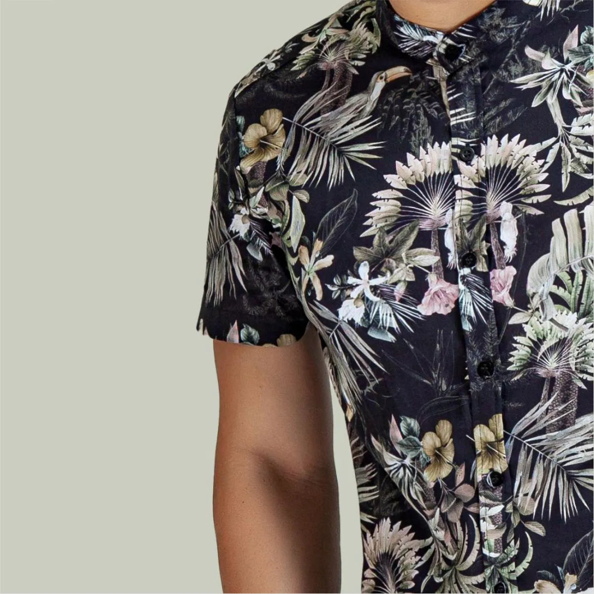 Camisa Manga Coerta Tropical Black