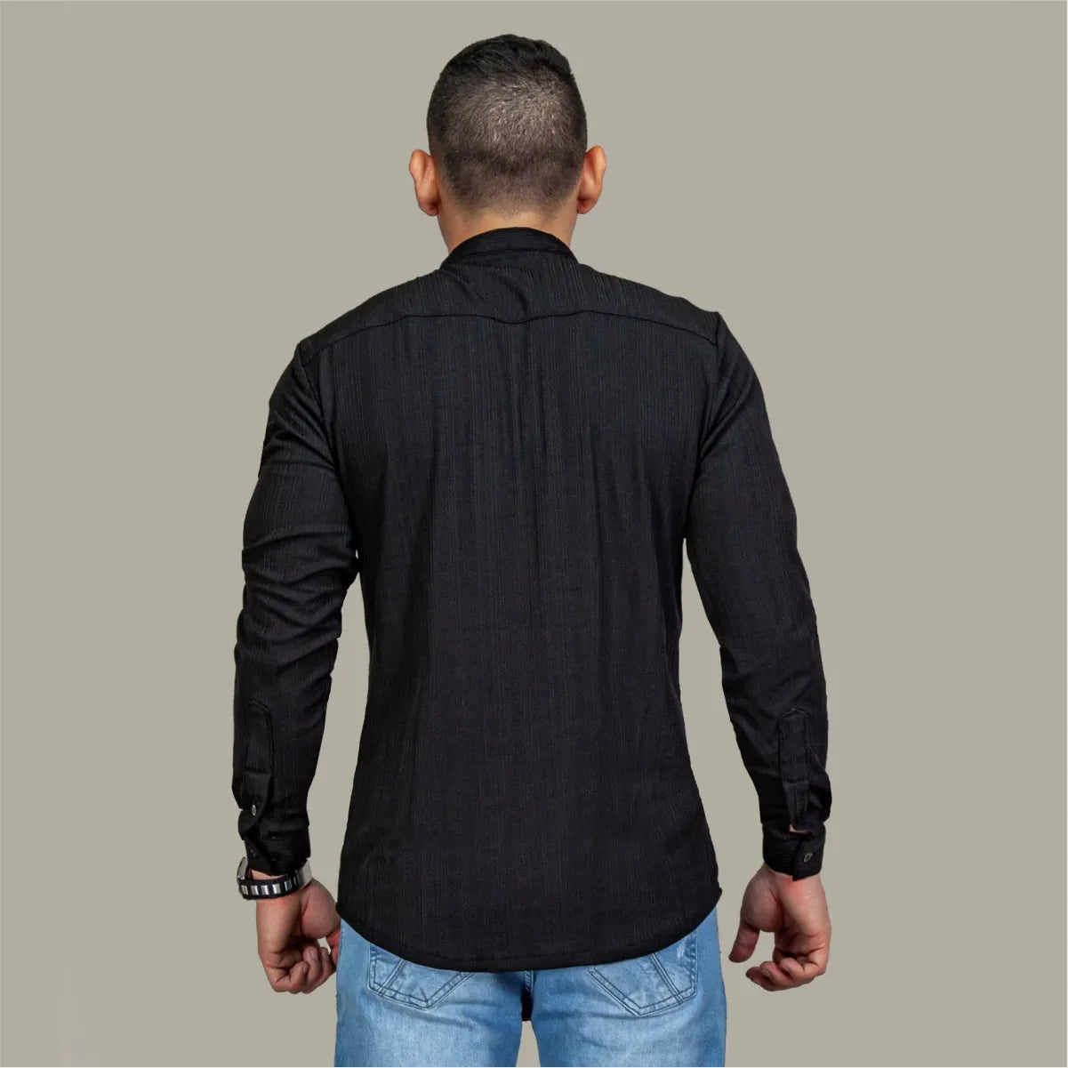 Camisa Manga Larga Extrusion Negro Cuello Mao