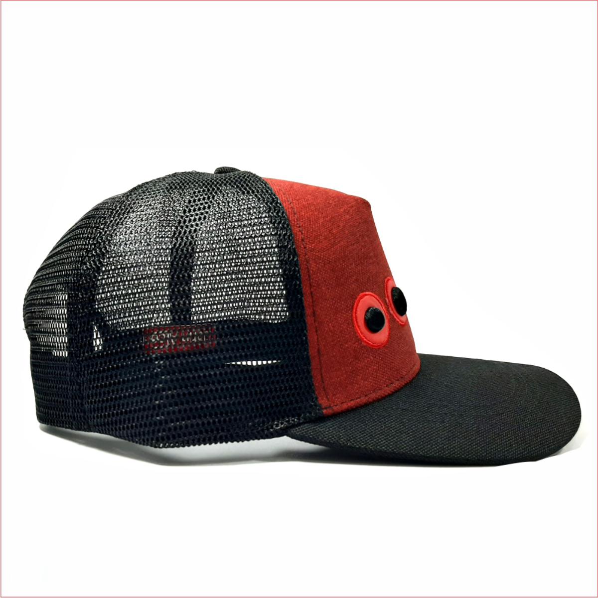 Gorra Ojos Bordados Vino y Negro