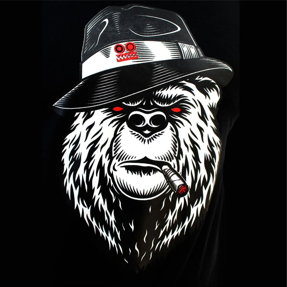 Camiseta Negro Oso Cuello Redondo