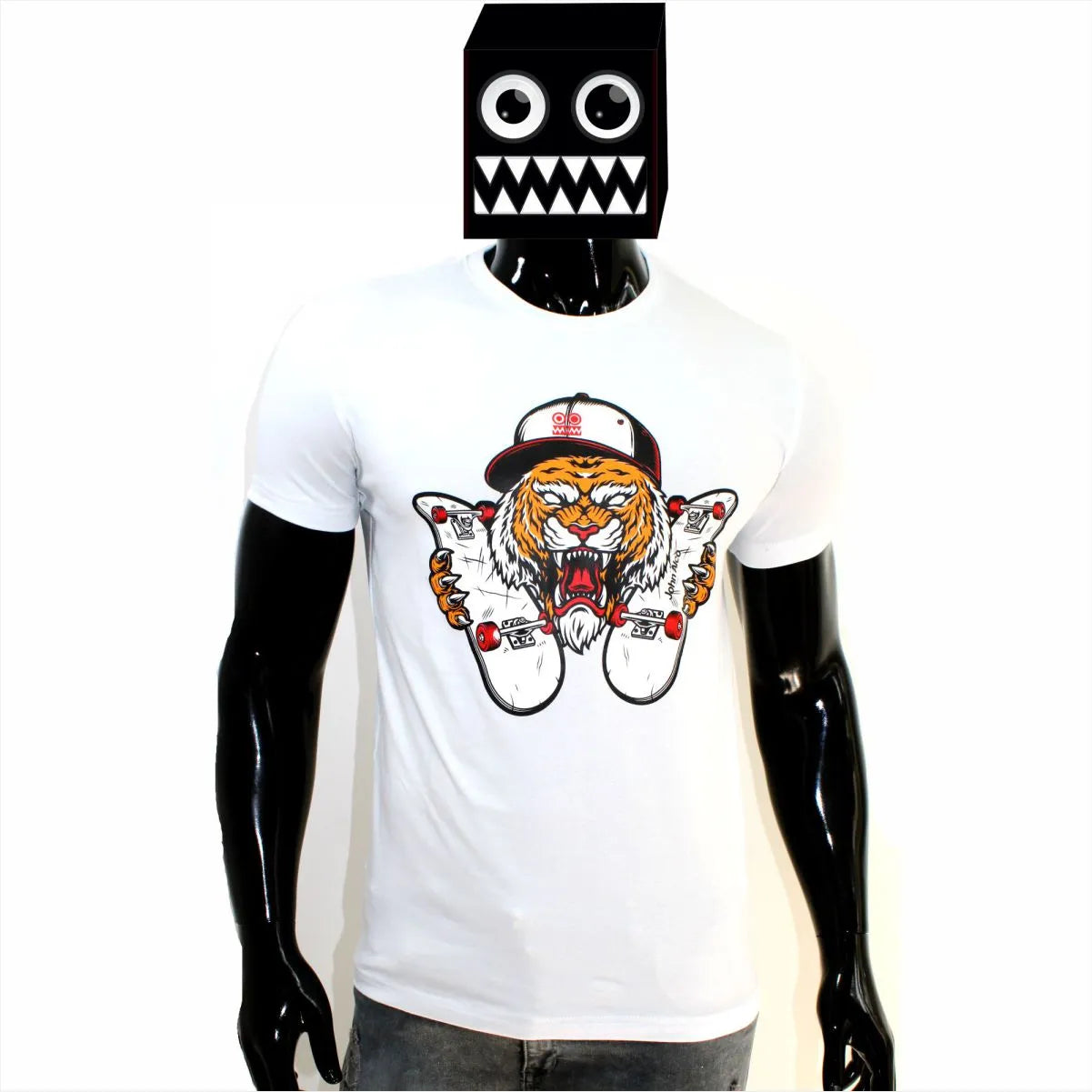 Camiseta Tigre Patineta Cuello Redondo