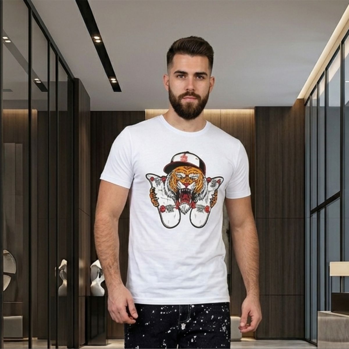 Camiseta Tigre Patineta Cuello Redondo